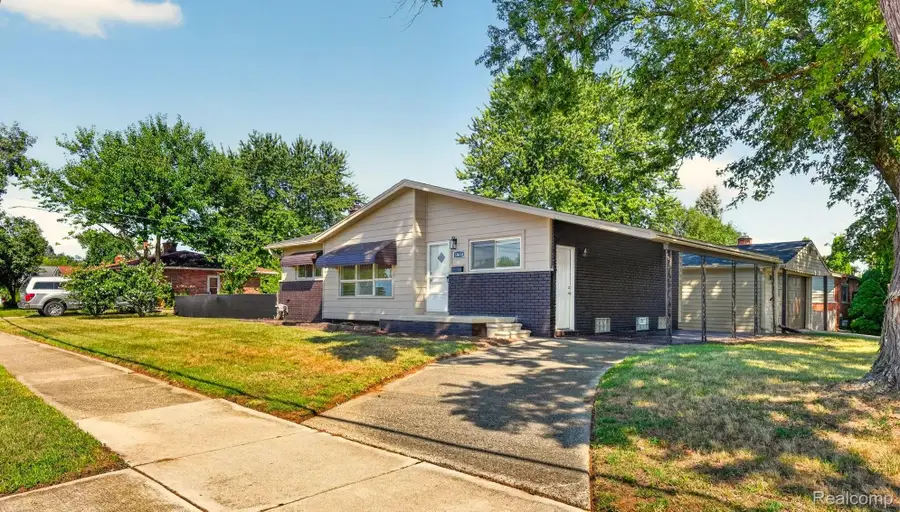 33618 Warren Road, Westland, MI 48185 - #2