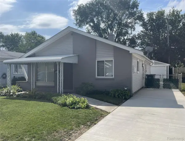 936 E Annabelle Avenue, HazelPark, MI 48030