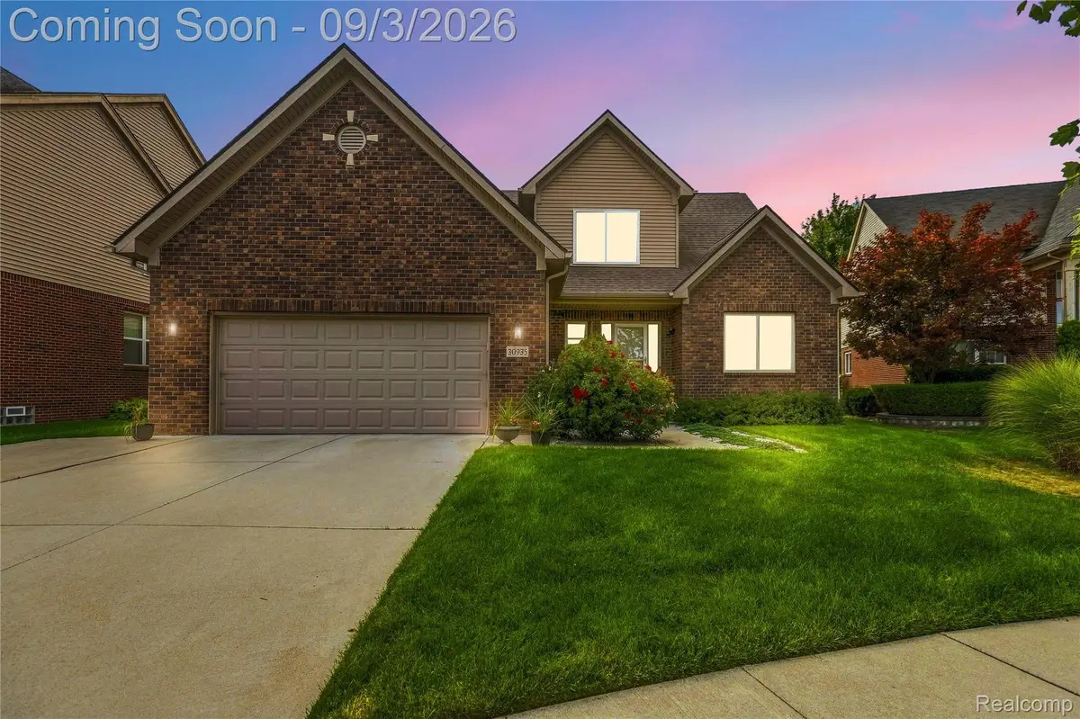 30935 Bradmore Road, Warren, MI 48092 - #1