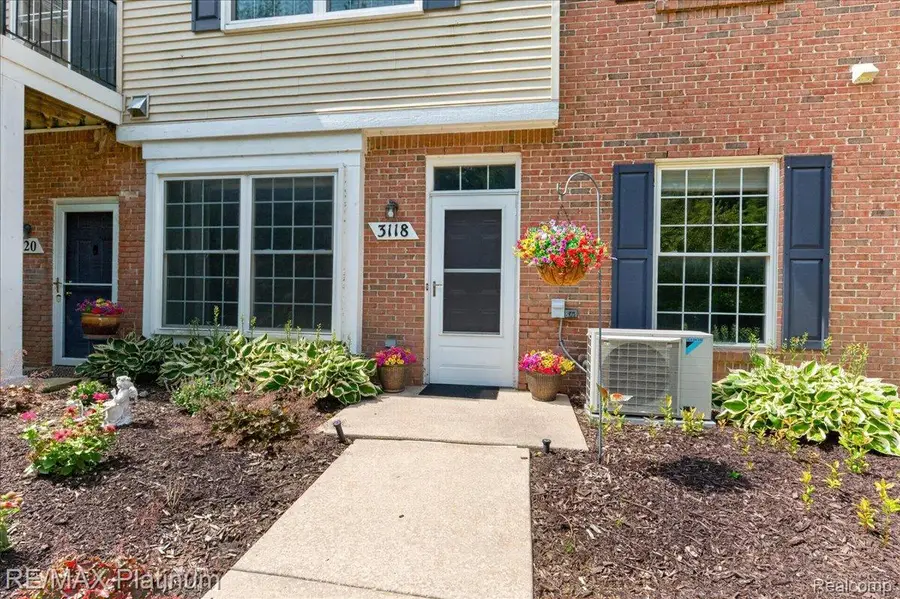 3118 Kneeland Circle, Howell, MI 48843 - #2