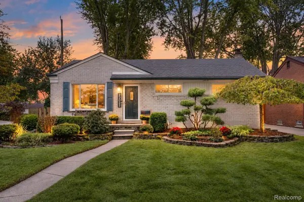 23032 Brookdale Boulevard, StClairShores, MI 48082