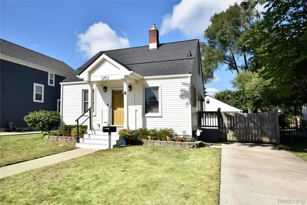 3753 Cummings Avenue, Berkley, MI 48072