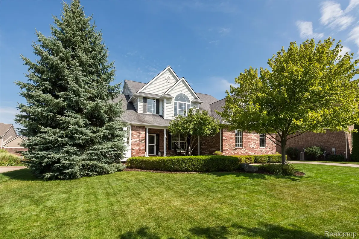 54892 Grenelefe Circle W, Lyon, MI 48178 - #1