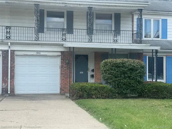 1961 Laurel Oak Drive, Flint, MI 48507