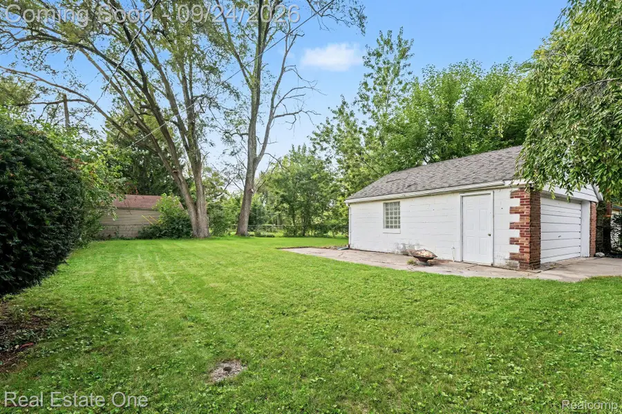 25325 Peter Kaltz Road, Warren, MI 48091 - #2