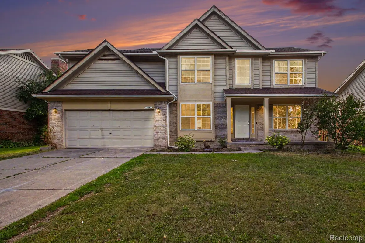 19144 Red Oak Lane, Brownstown, MI 48193 - #1