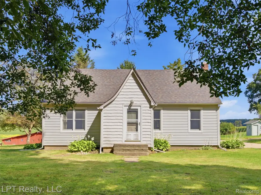 154 Bullis Road, Gregory, MI 48137 - #3