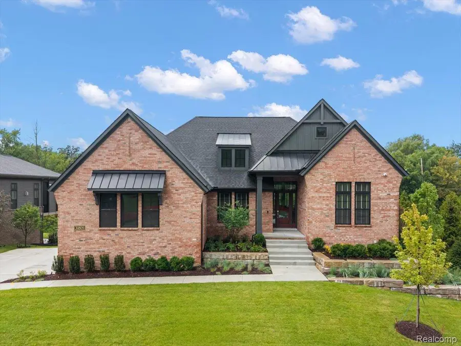 30809 E Franklin Hills Court E #8, Farmington Hills, MI 48334 - #2