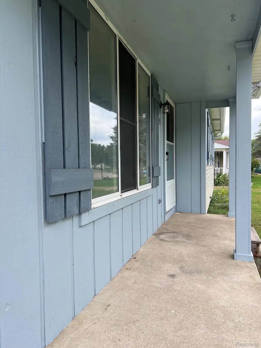 305 Scarlet Oak Lane, Perry, MI 48872 - #2