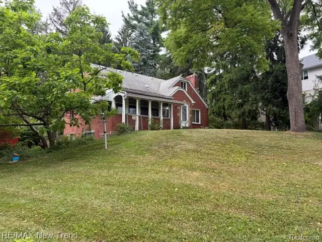 8715 N Wayne Road, Westland, MI 48185 - #2