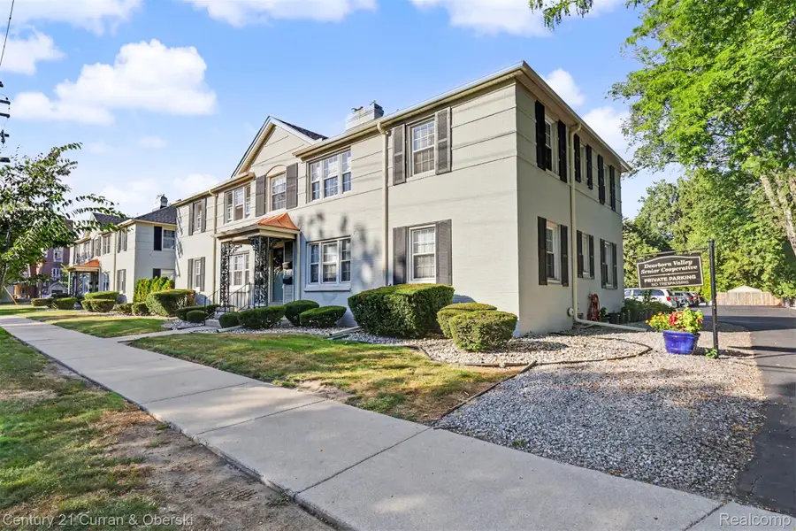 726 S Military Street, Dearborn, MI 48124 - #2
