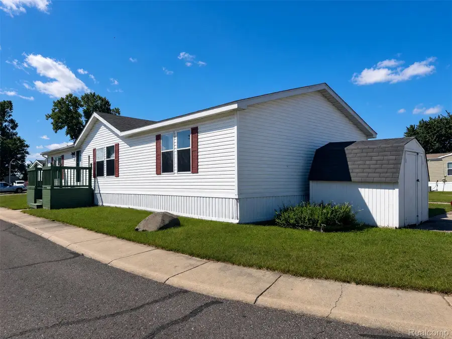 28917 Briarwood, Huron, MI 48134 - #2