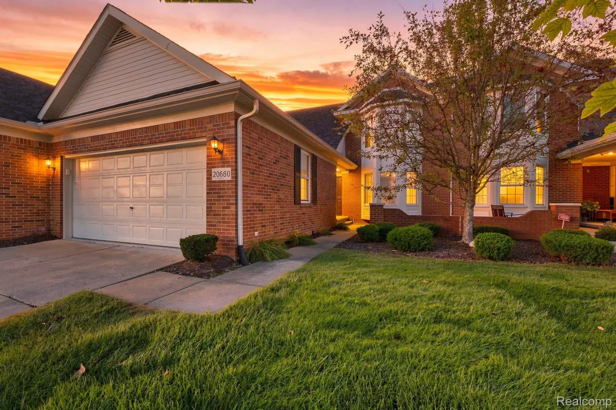 20660 Bishop Drive, Brownstown, MI 48183 - #1