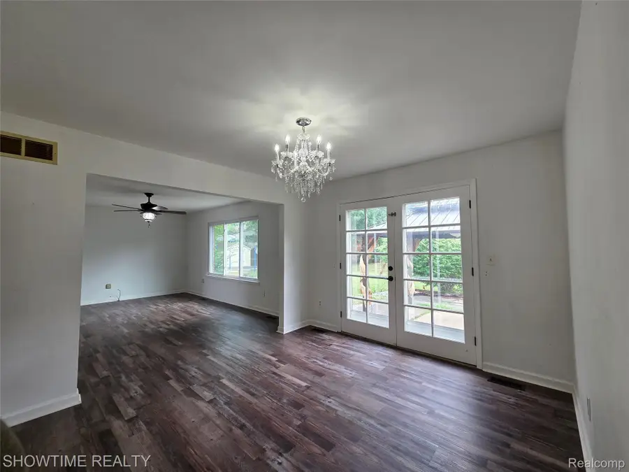 35706 Duke Drive, Sterling Heights, MI 48310 - #3