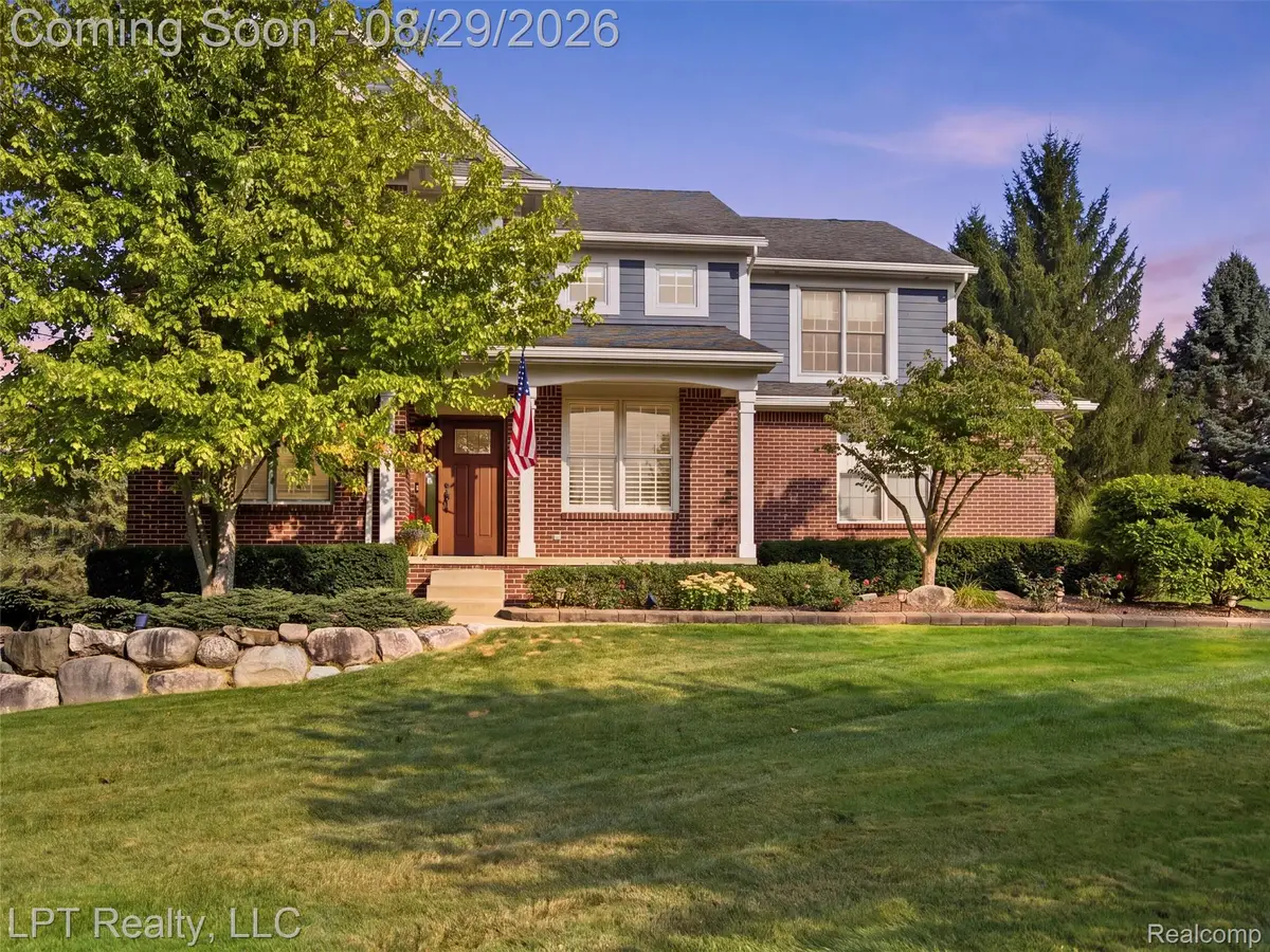 23770 Spy Glass Hill N, Lyon, MI 48178 - #1