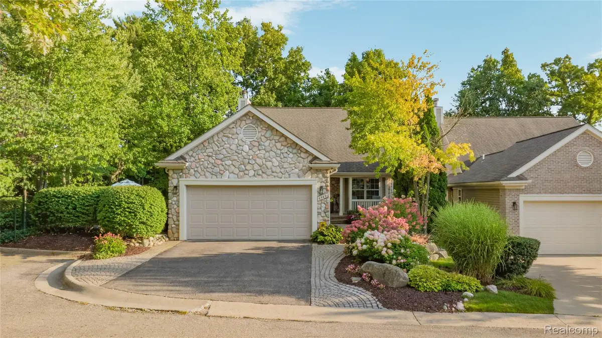 6582 Forest Ridge Court, Clarkston, MI 48346 - #1
