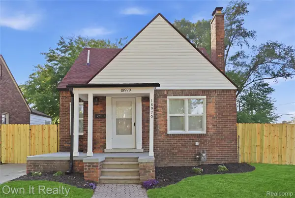 18979 Lindsay Street, Detroit, MI 48235