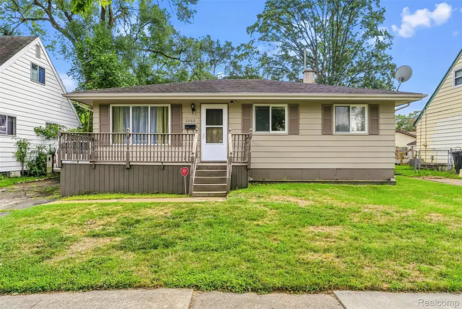 3202 Mcclure Avenue, Flint, MI 48506 - #3