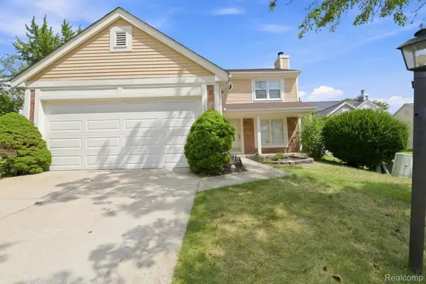 456 Farmridge Court, Rochester, MI 48307