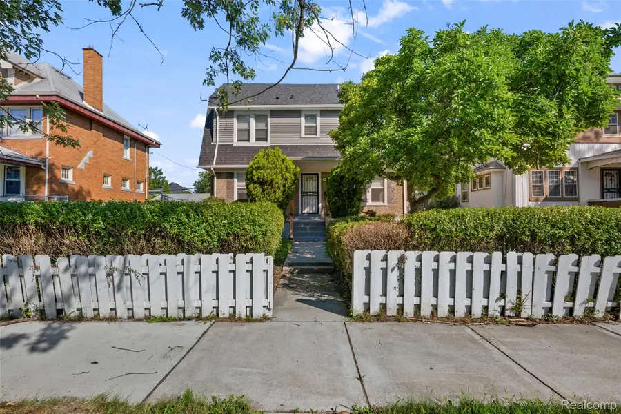 878 Lawrence Street, Detroit, MI 48202 - #2
