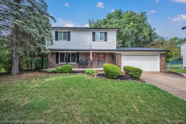 1081 Keble Lane, Oxford, MI 48371