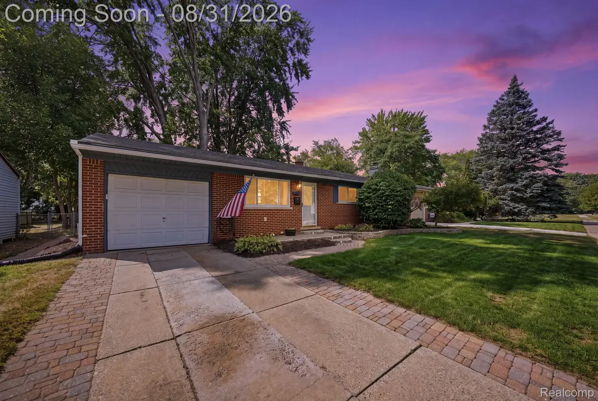 41231 Memphis Drive, Sterling Heights, MI 48313 - #1