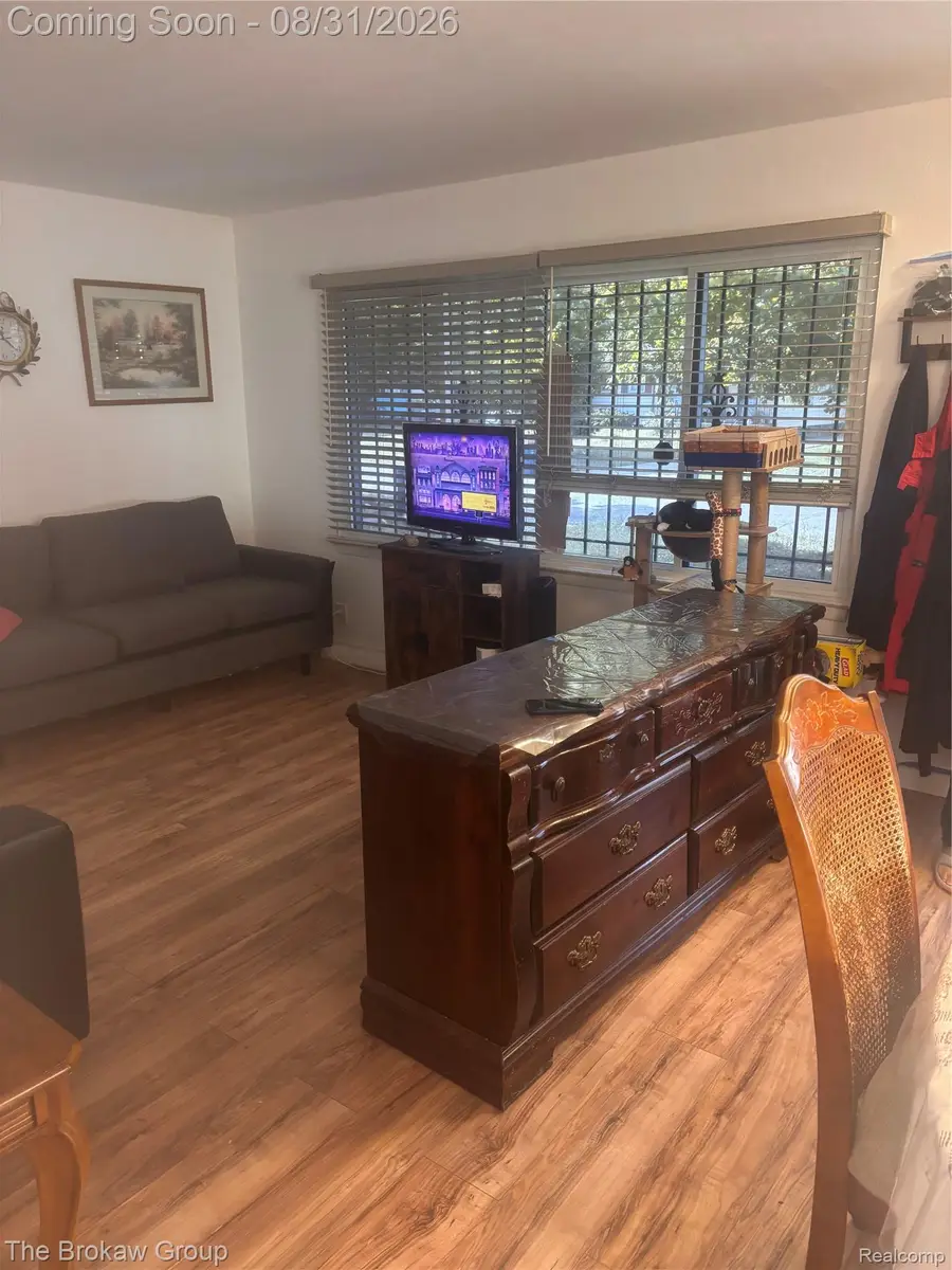 5916 Susan Street, Flint, MI 48505 - #2