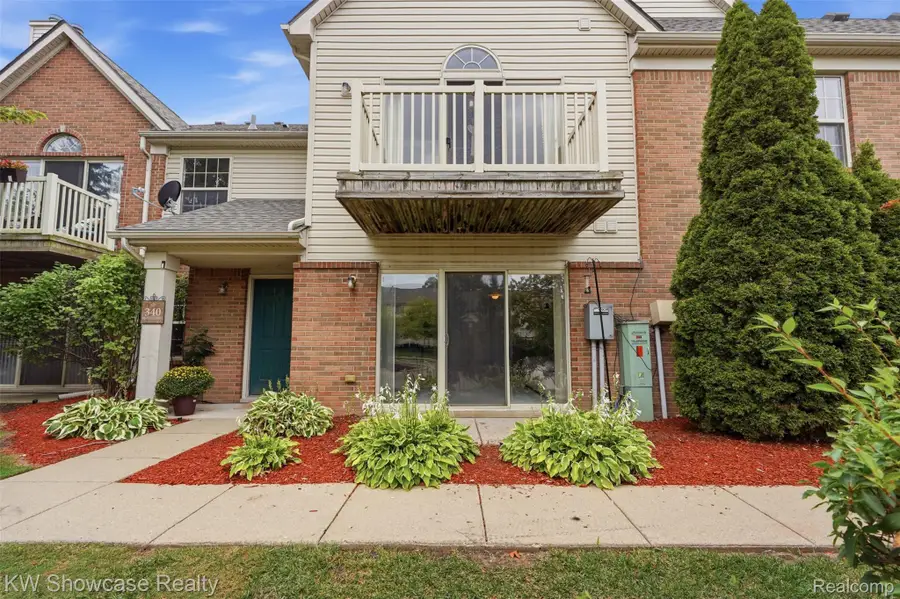 340 Brookfield Drive, Westland, MI 48185 - #2