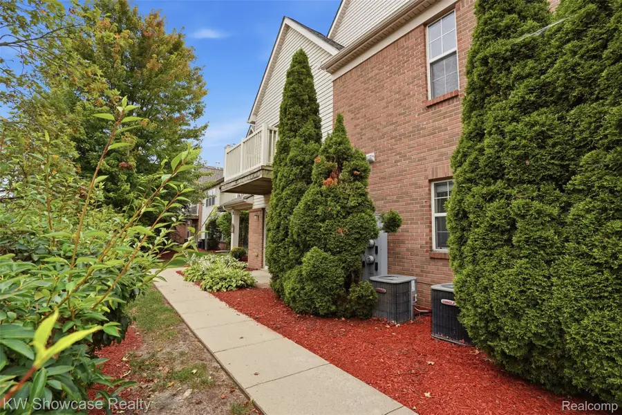 340 Brookfield Drive, Westland, MI 48185 - #3