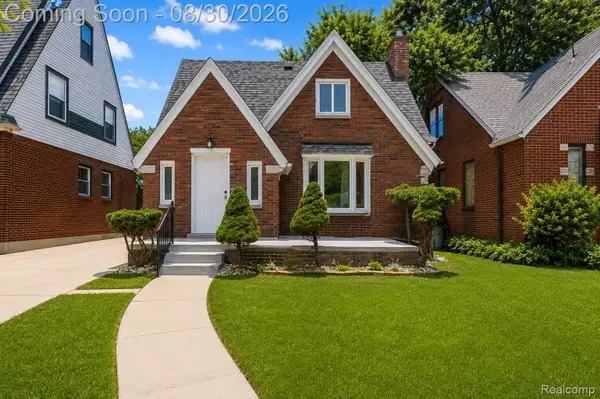 13641 Cloverlawn Street, Detroit, MI 48238
