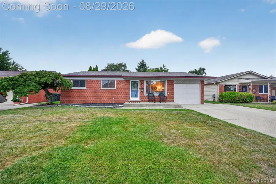 11739 Falcon Drive, Sterling Heights, MI 48313 - #2