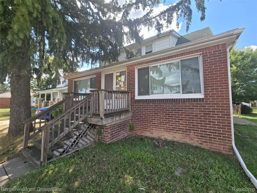 16504 E 10 Mile Road, Eastpointe, MI 48021 - #2