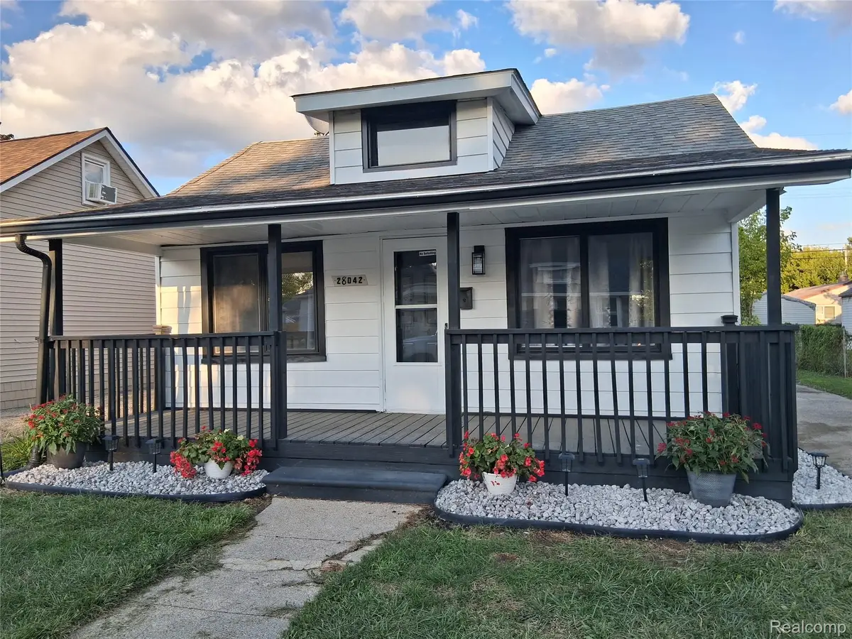 28042 Maple Street, Roseville, MI 48066 - #1