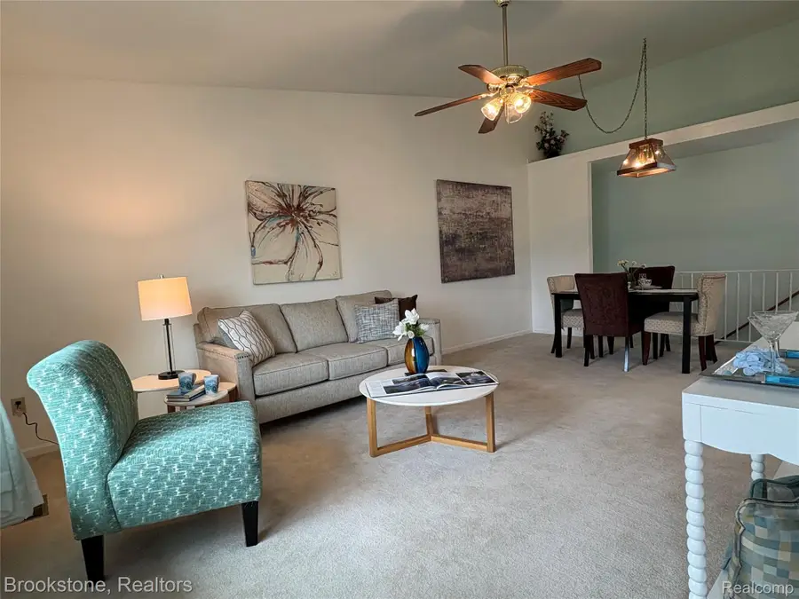 62401 Raleigh Court #4, South Lyon, MI 48178 - #2