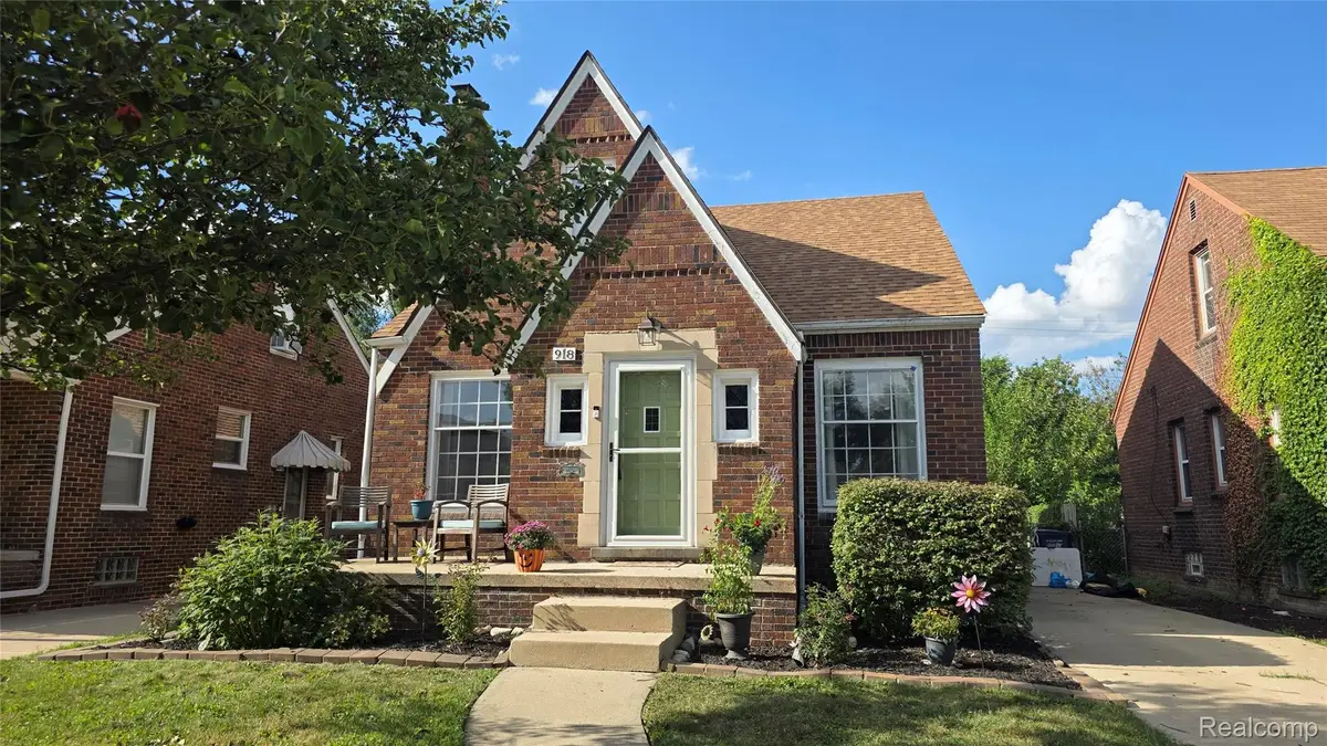 918 New York Avenue, Lincoln Park, MI 48146 - #1