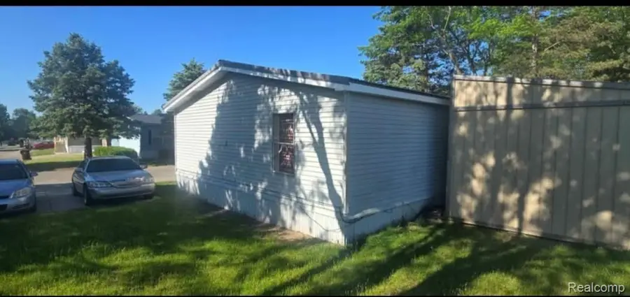 3440 Scotland Circle, Alma, MI 48801 - #2