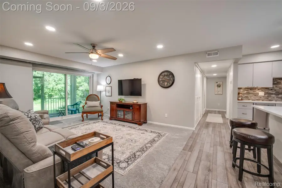 35972 Ann Arbor Trail, Livonia, MI 48150 - #3