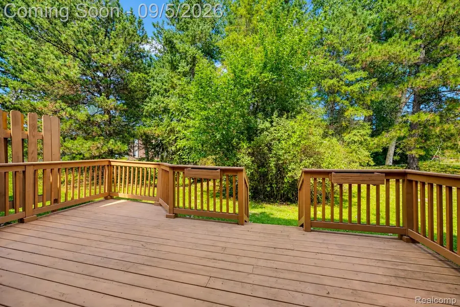 42262 Saratoga Circle, Canton, MI 48187 - #2