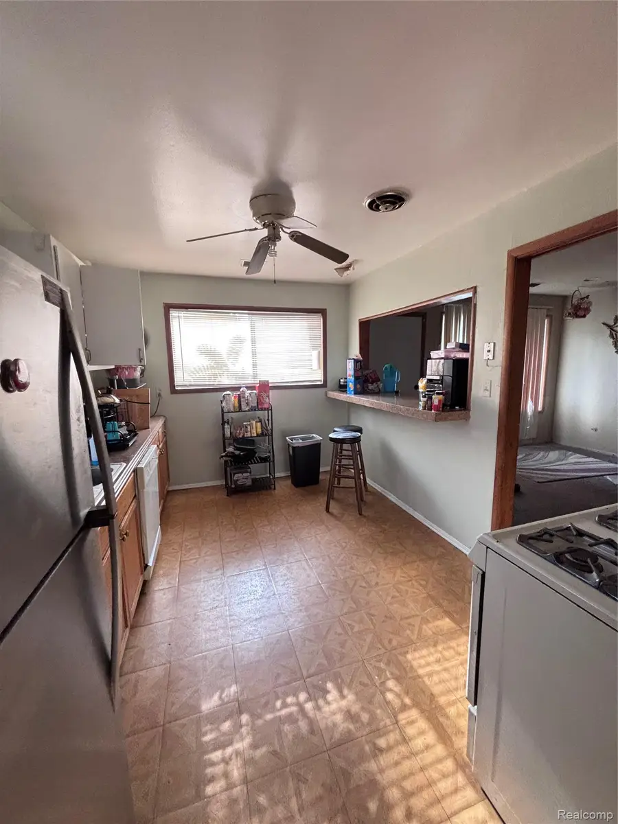 16500 Asbury Park, Detroit, MI 48235 - #2