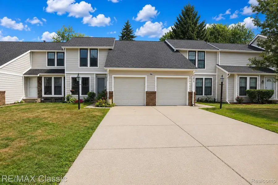 22817 Cranbrooke Drive, Novi, MI 48375 - #2