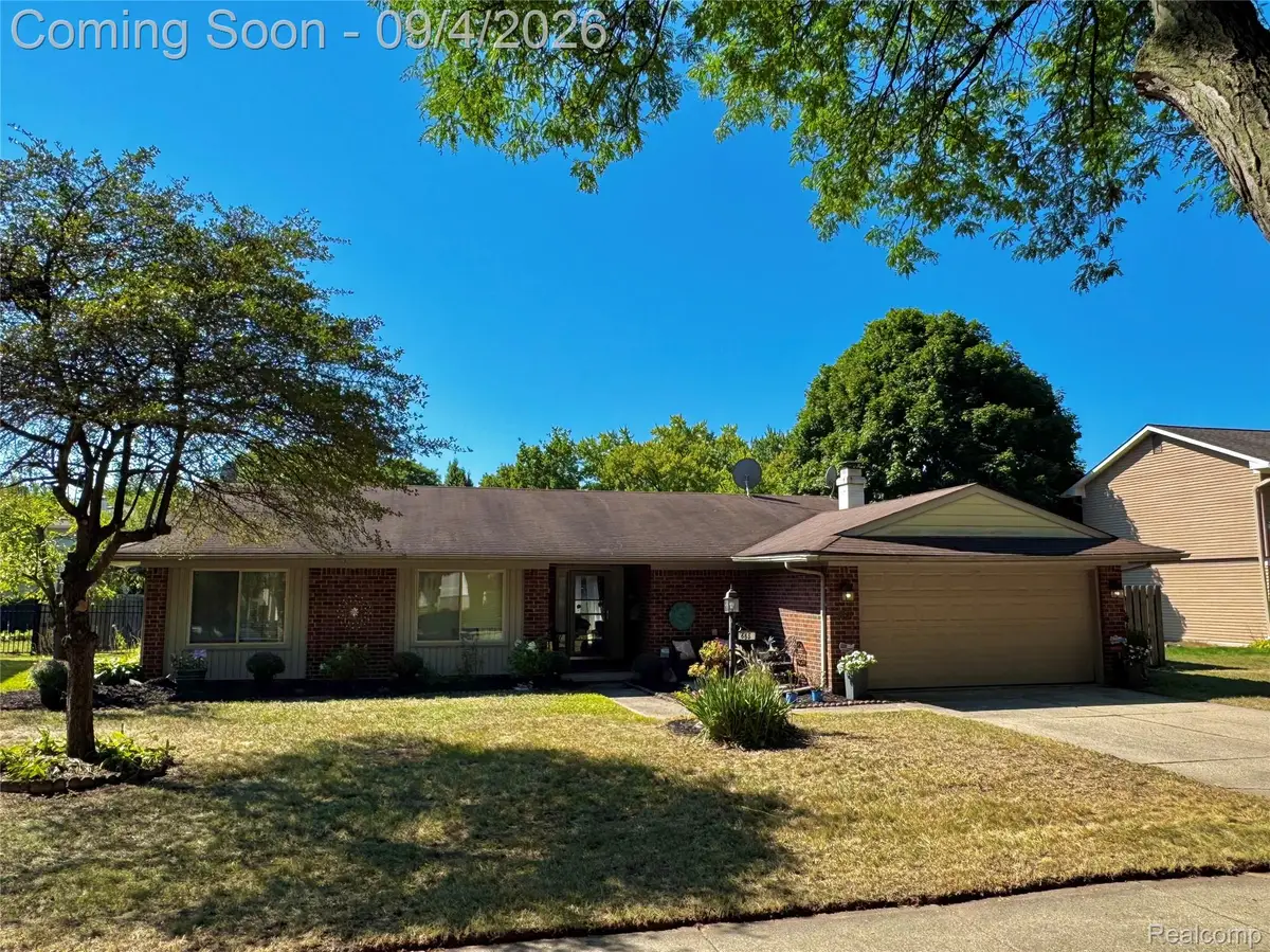 668 Randall Drive, Troy, MI 48085 - #1