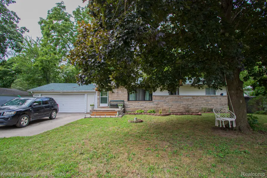 2334 S Term Street, Burton, MI 48519 - #2