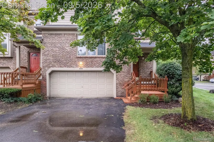 6333 Aspen Ridge Boulevard, West Bloomfield, MI 48322 - #3