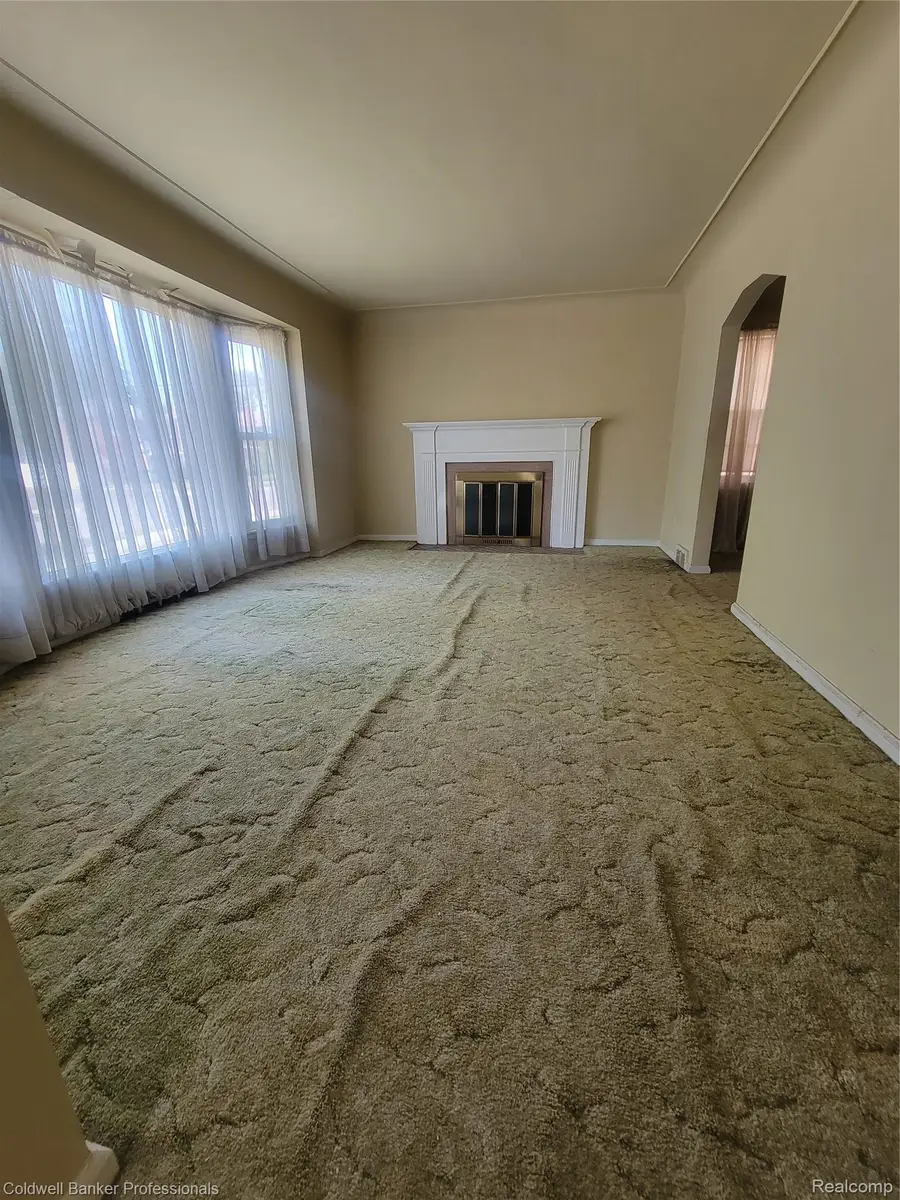 19496 Snowden Street, Detroit, MI 48235 - #2