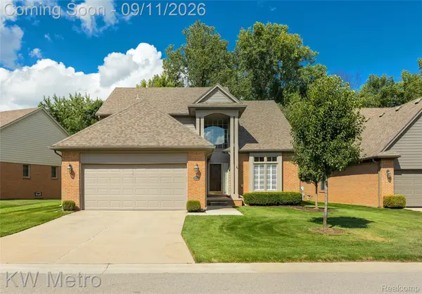43670 Perignon Drive, SterlingHeights, MI 48314