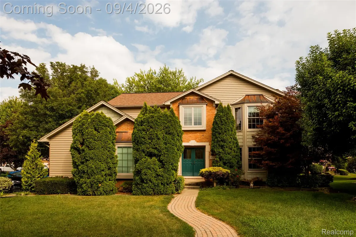 19040 Livery Court, Clinton, MI 48038 - #1