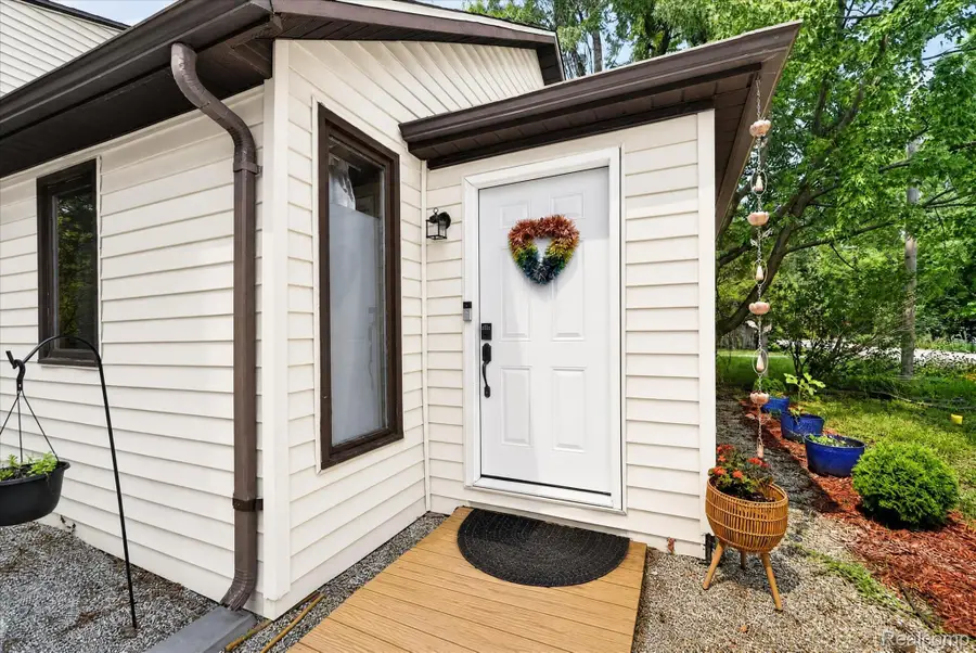 6089 Hardy Avenue, Meridian, MI 48823 - #2