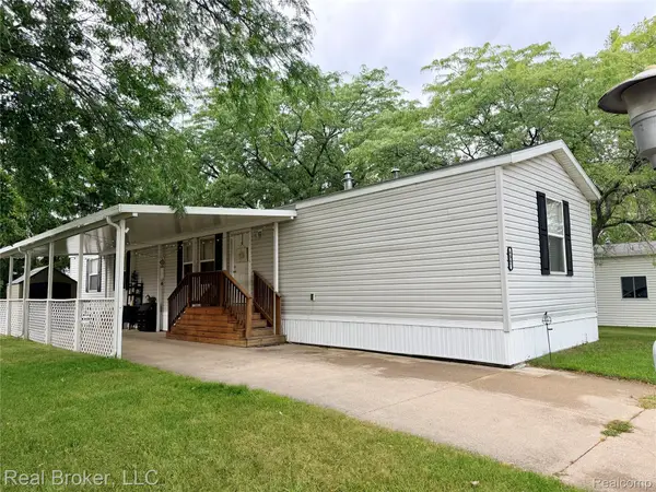 4567 Ashwood, Saginaw, MI 48603