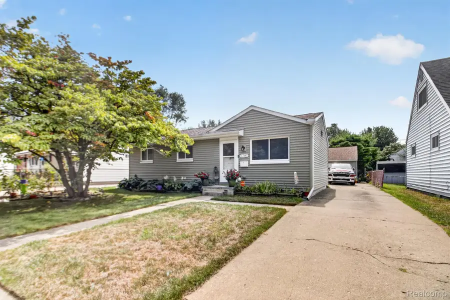 1287 Hunter Avenue, Ypsilanti, MI 48198 - #2