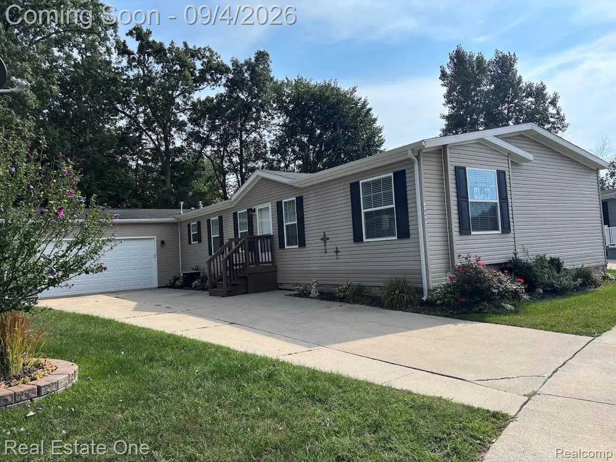 3855 Emerald Park Drive, Milford, MI 48380 - #1